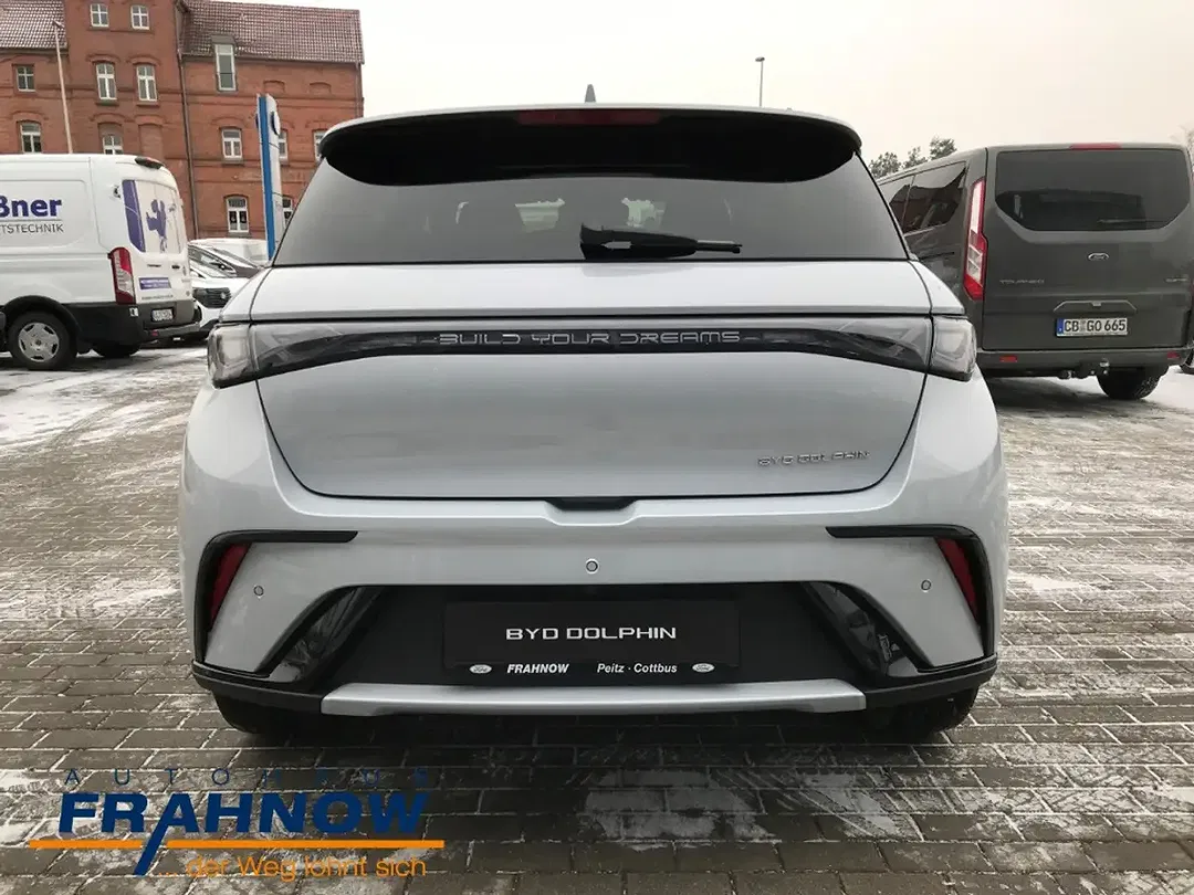 BYD Dolphin - Thumbnail 5