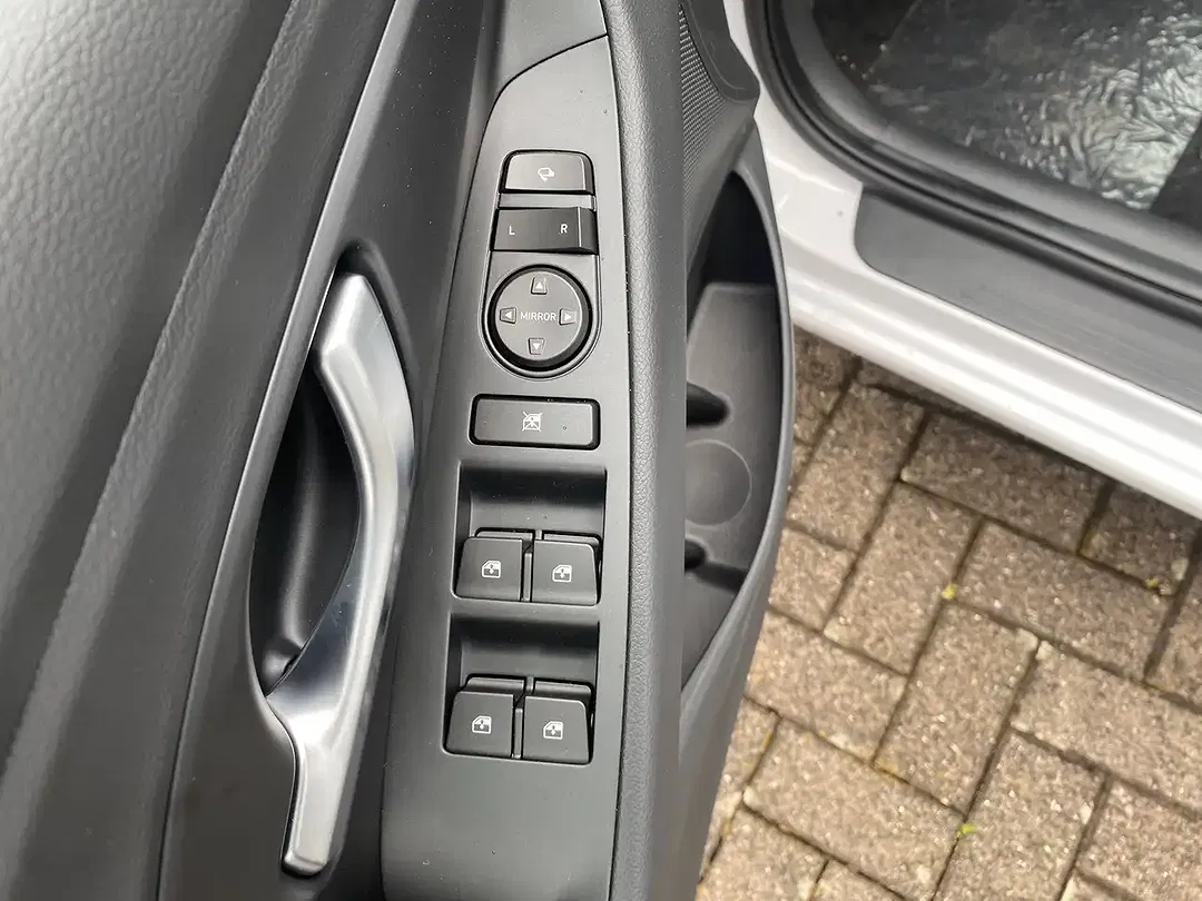 Hyundai i30 - Thumbnail 17