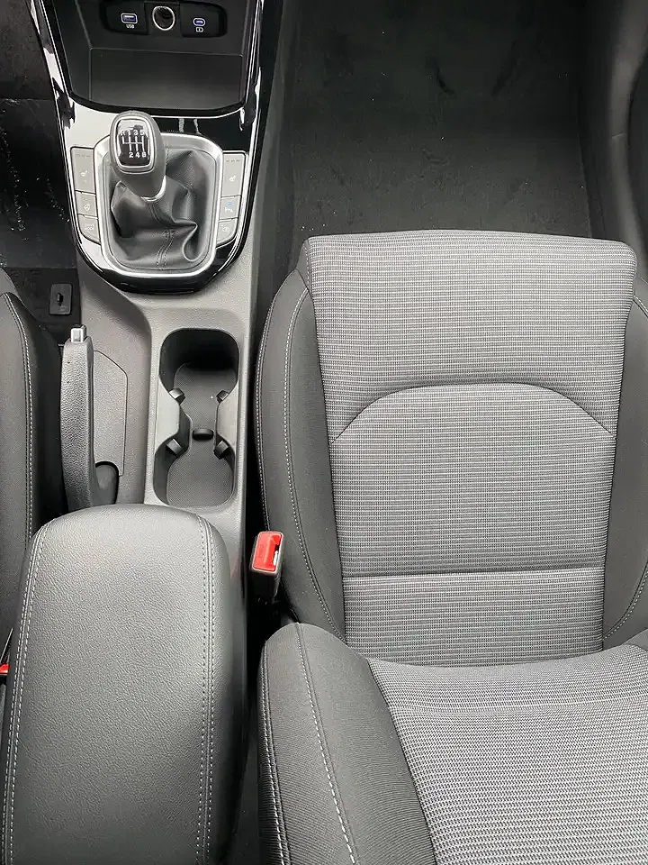 Hyundai i30 - Thumbnail 38