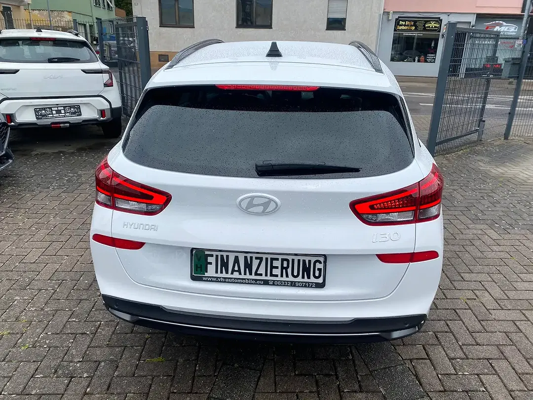 Hyundai i30 - Thumbnail 6