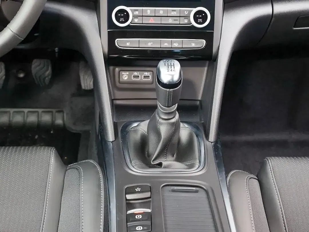 Renault Megane - Thumbnail 8