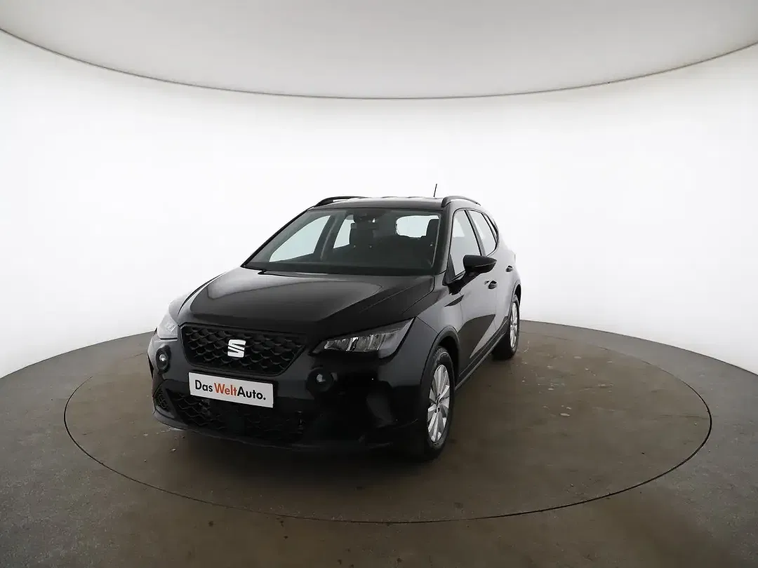 SEAT Arona - Thumbnail 1