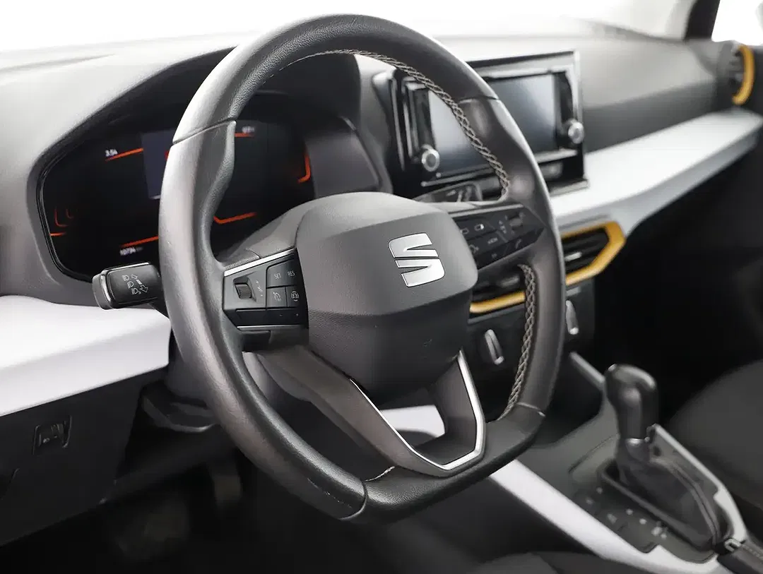 SEAT Arona - Thumbnail 5