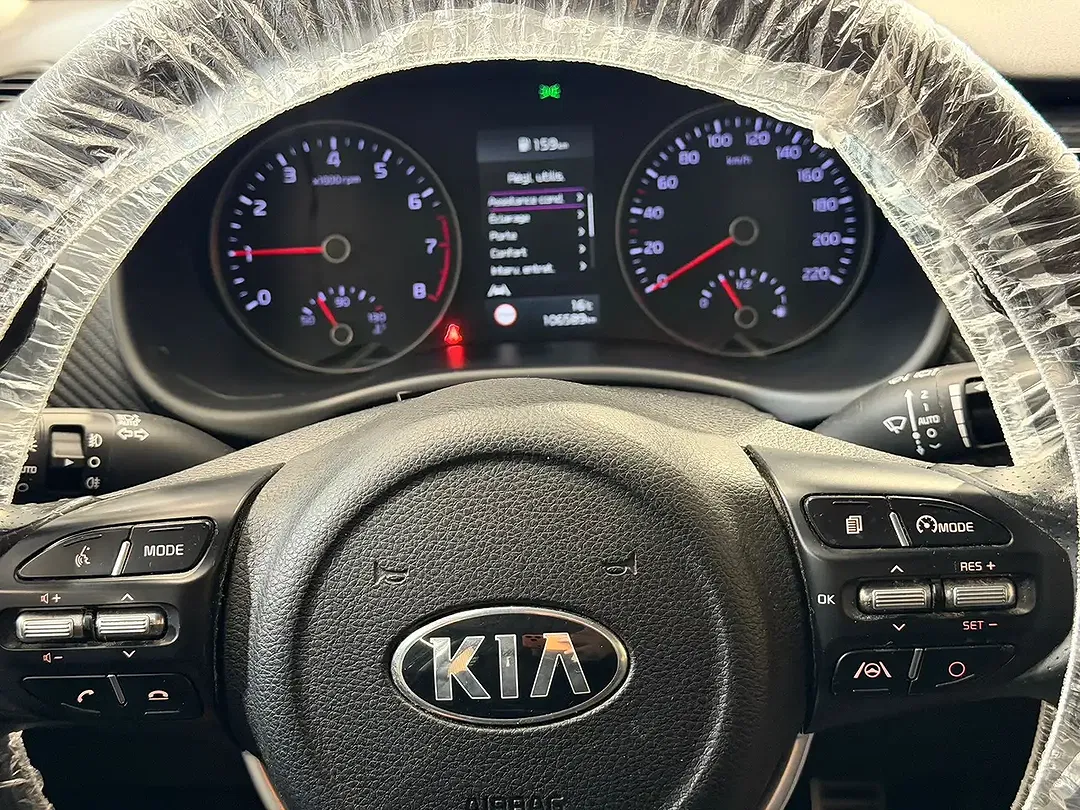 Kia Stonic - Thumbnail 5