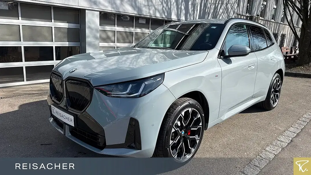 BMW X3 - Thumbnail 1