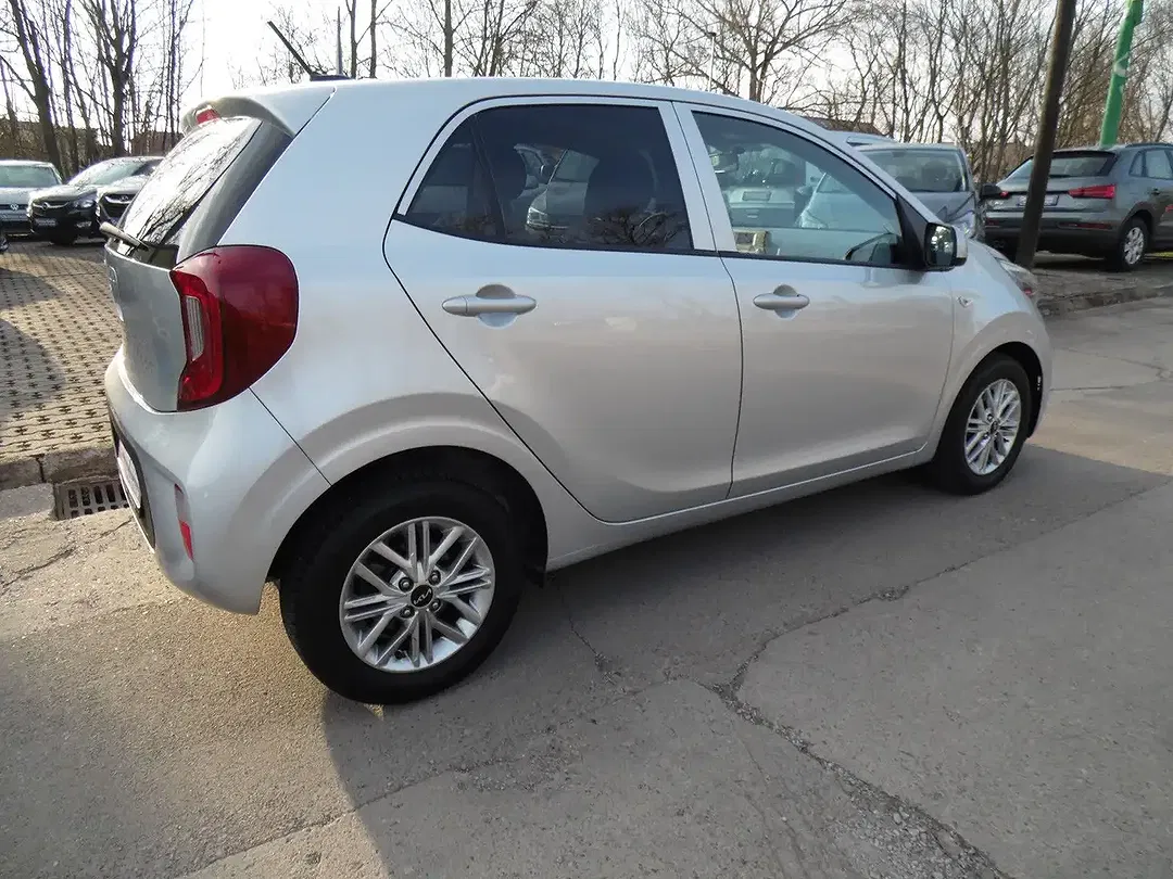 Kia Picanto - Thumbnail 5