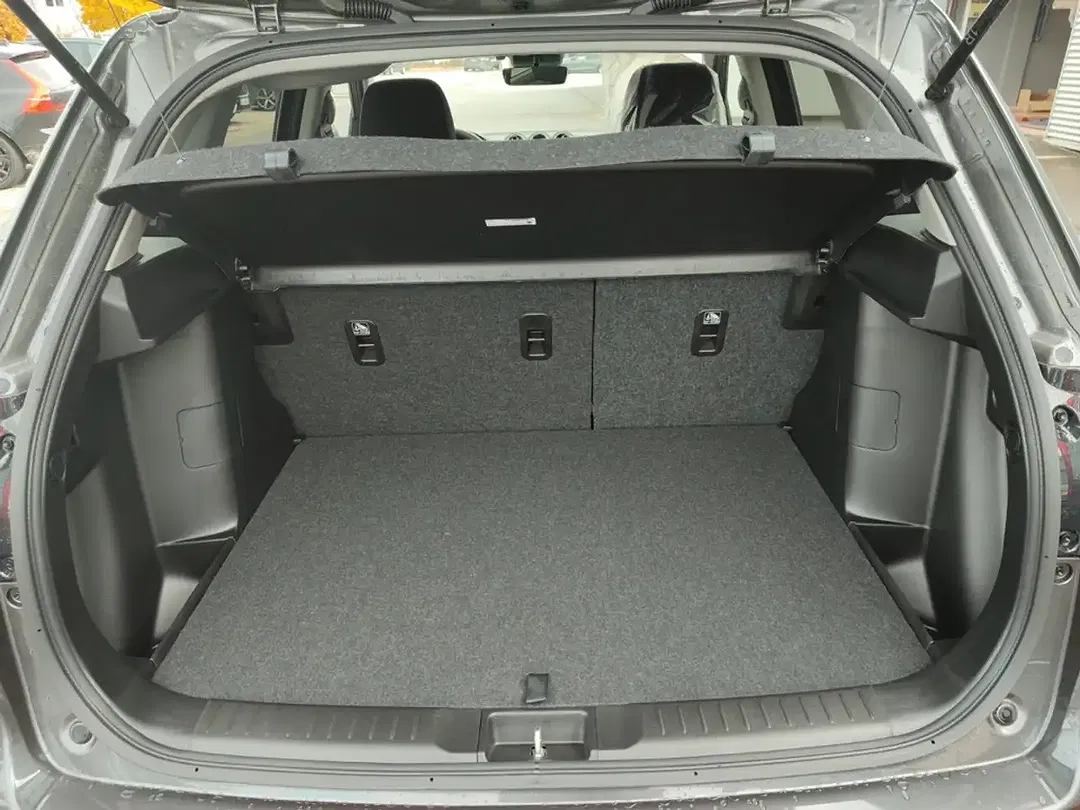 Suzuki Vitara - Thumbnail 14