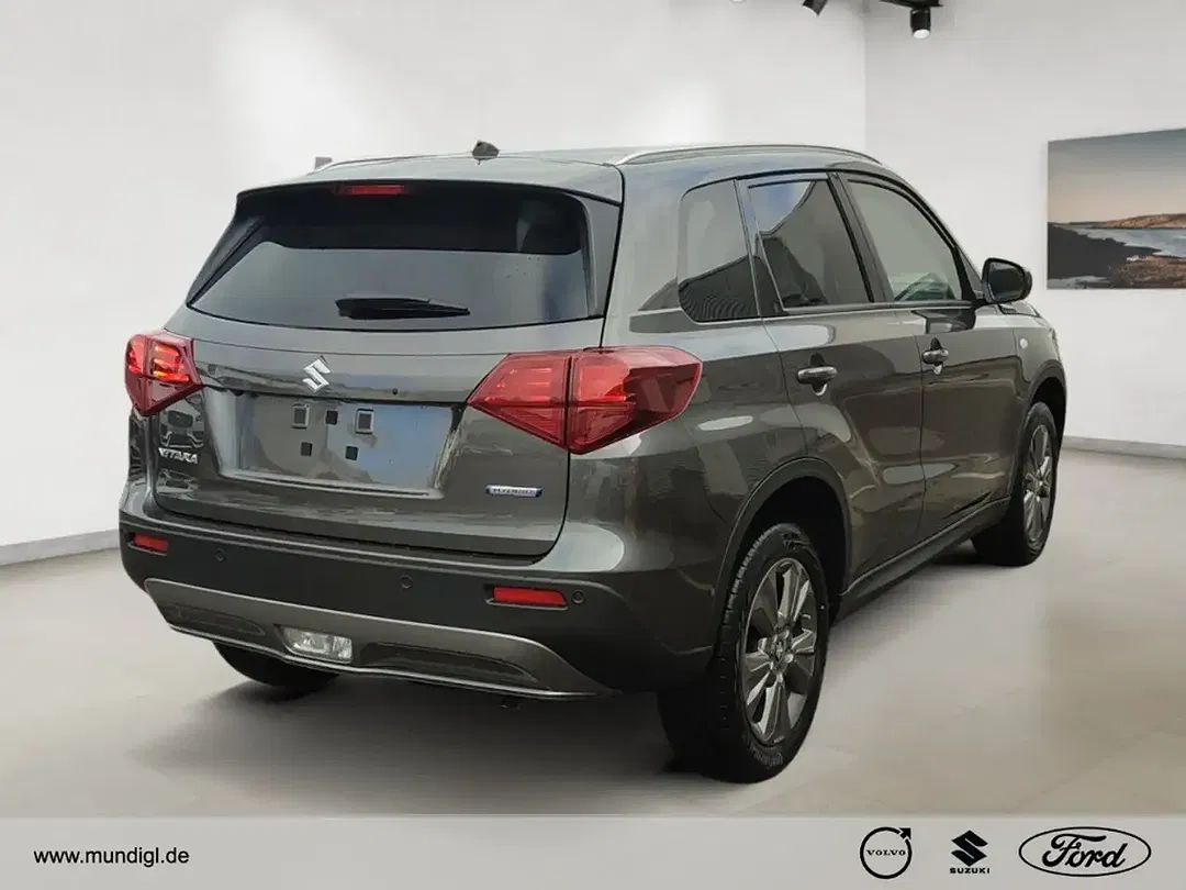 Suzuki Vitara - Thumbnail 5