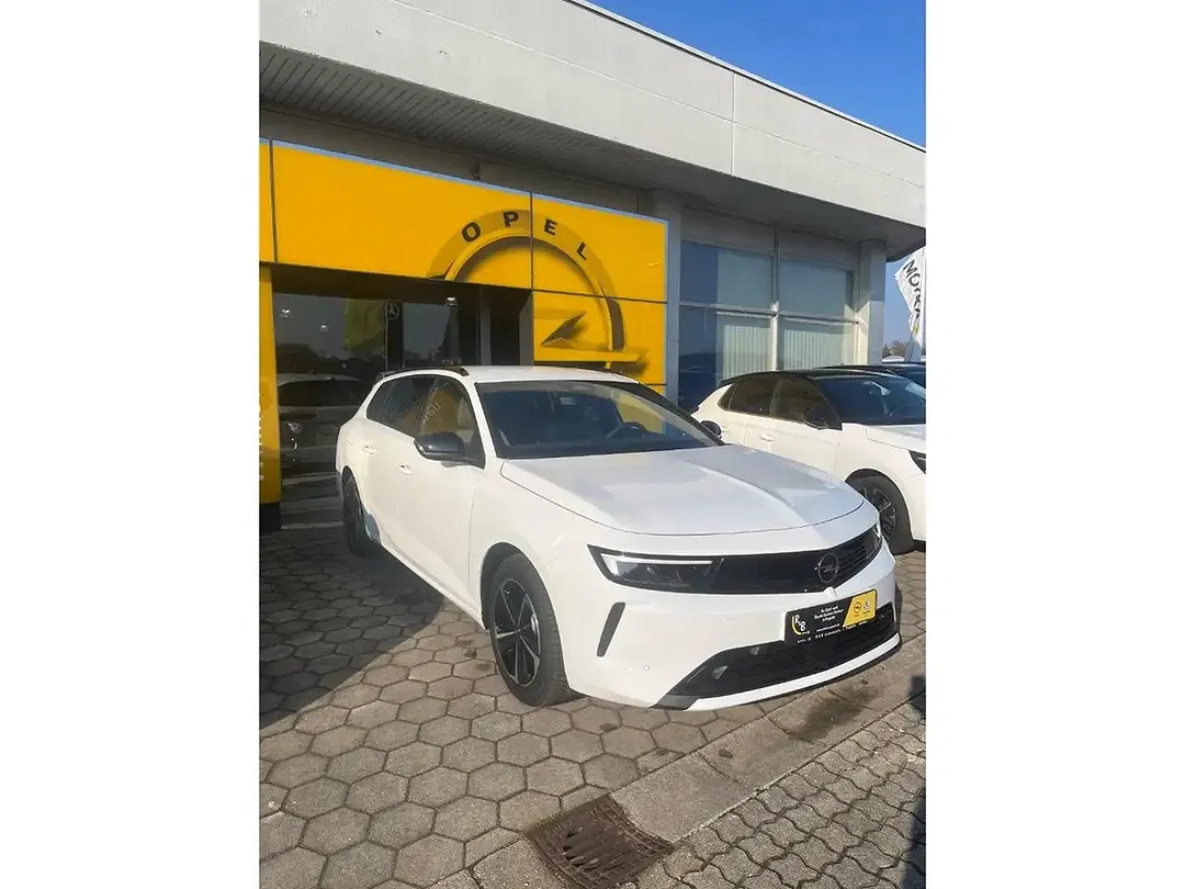 Opel Astra - Thumbnail 1