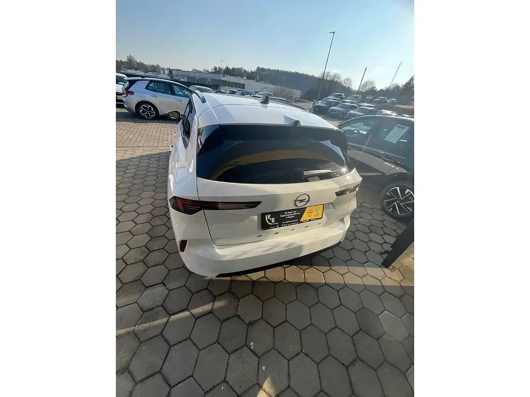 Opel Astra - Thumbnail 4