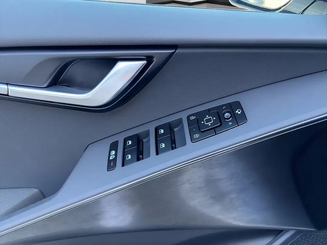 Kia Niro - Thumbnail 15