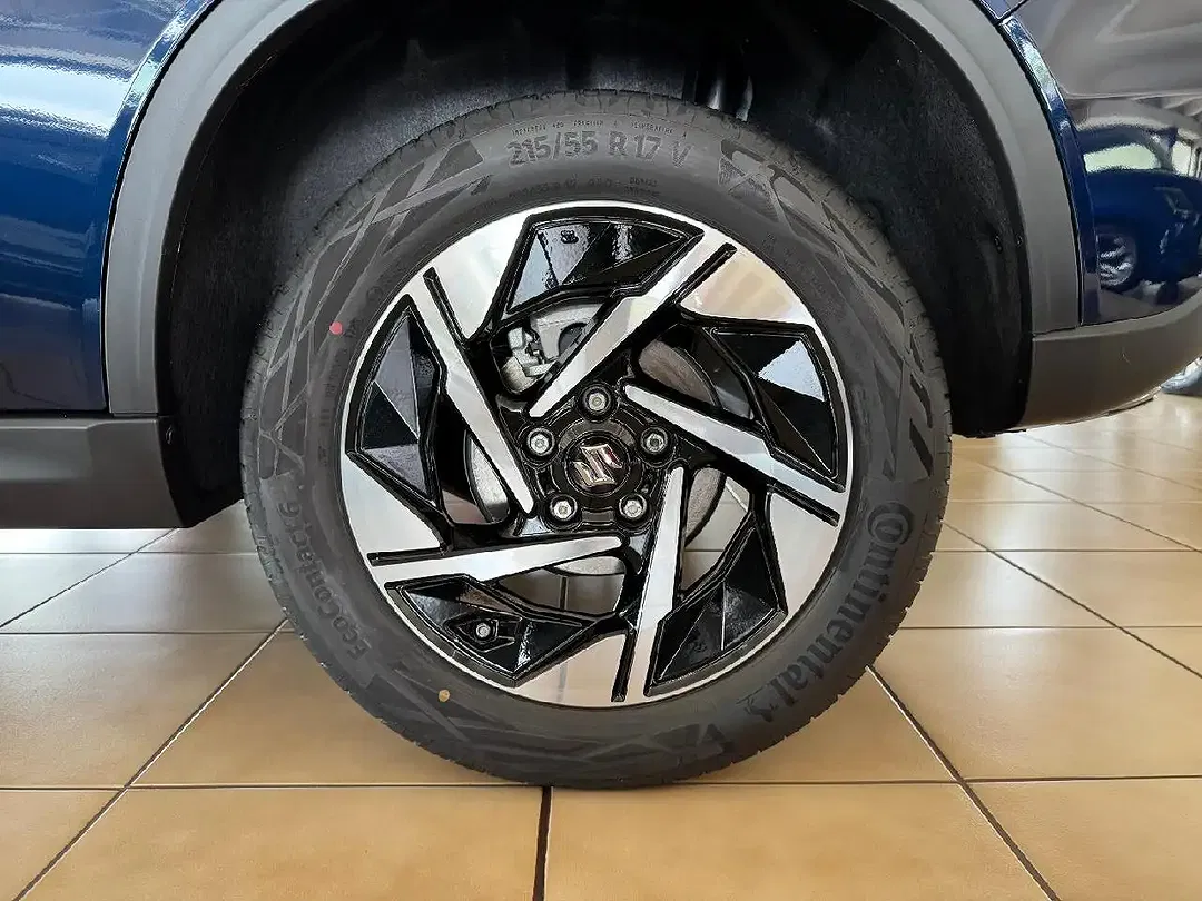 Suzuki Vitara - Thumbnail 7