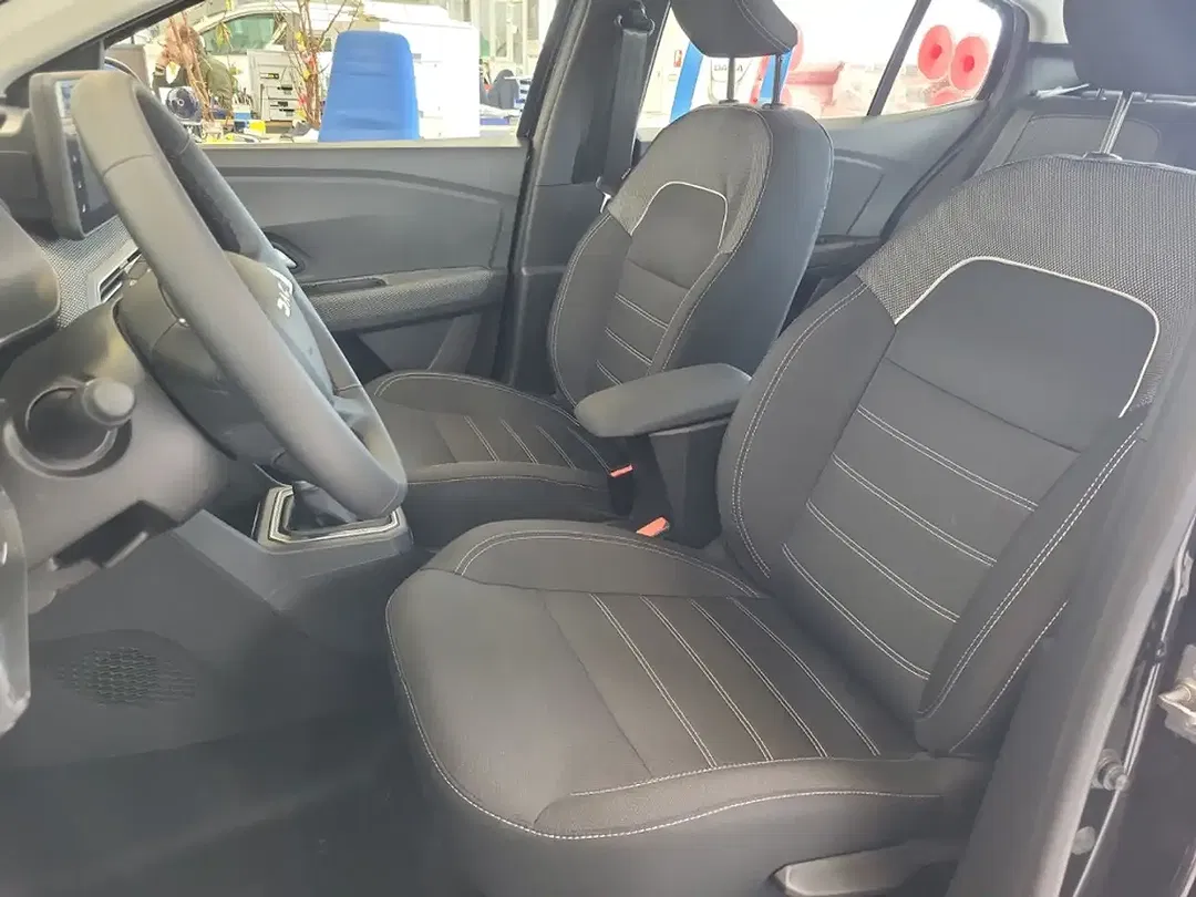 Dacia Logan - Thumbnail 9