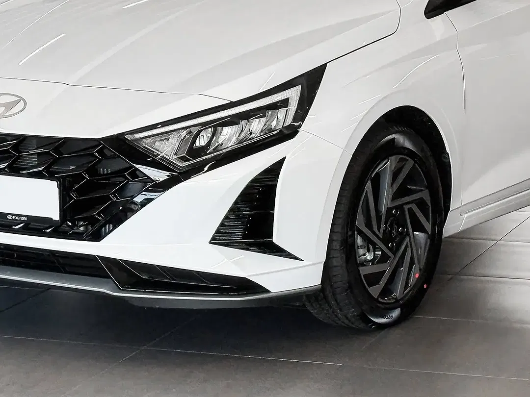 Hyundai i20 - Thumbnail 3