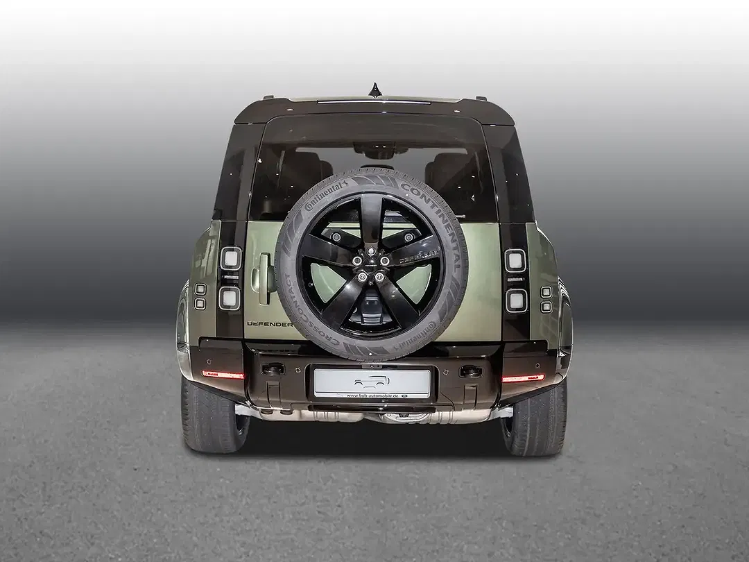 Land Rover Defender - Thumbnail 4