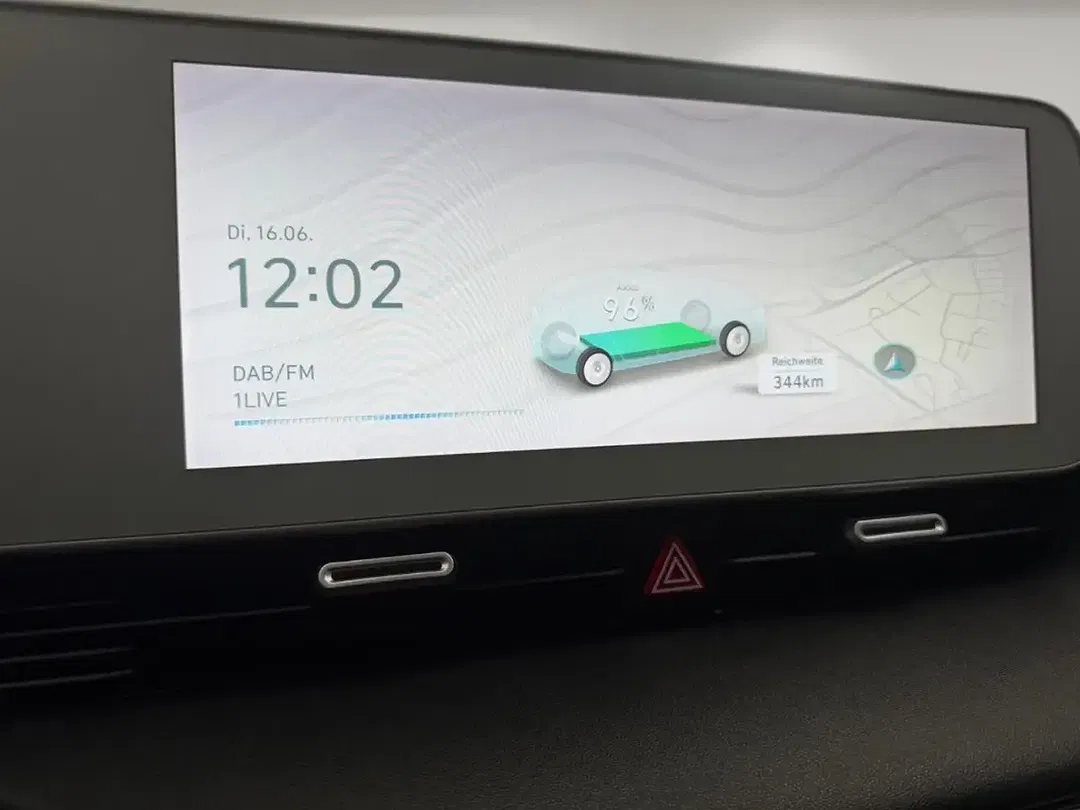 Hyundai IONIQ 5 - Thumbnail 11