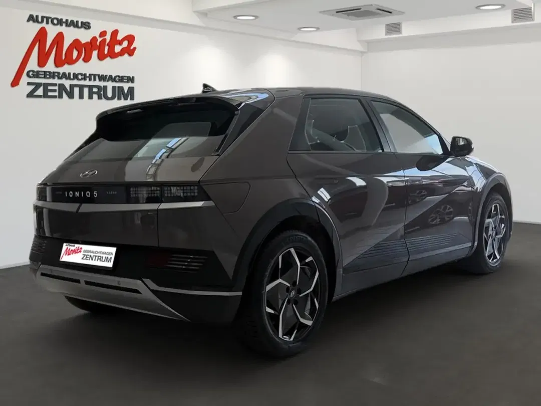 Hyundai IONIQ 5 - Thumbnail 5