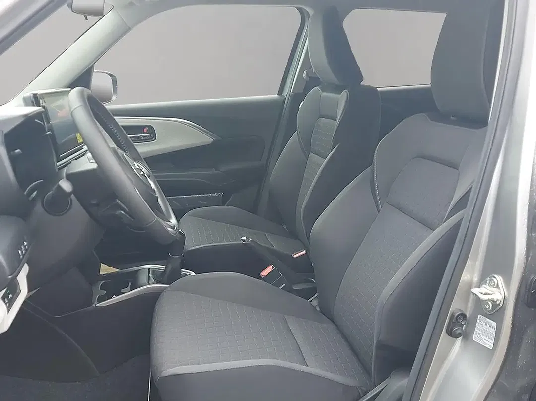 Suzuki Swift - Thumbnail 13