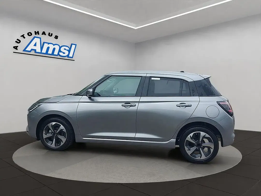 Suzuki Swift - Thumbnail 3