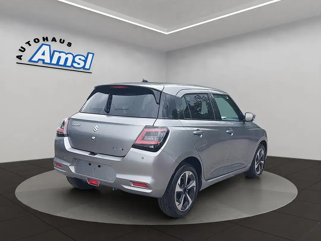 Suzuki Swift - Thumbnail 6