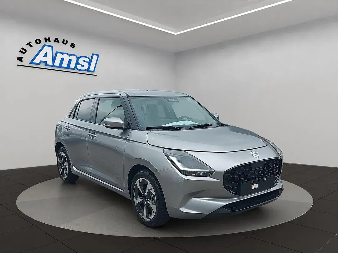 Suzuki Swift - Thumbnail 8