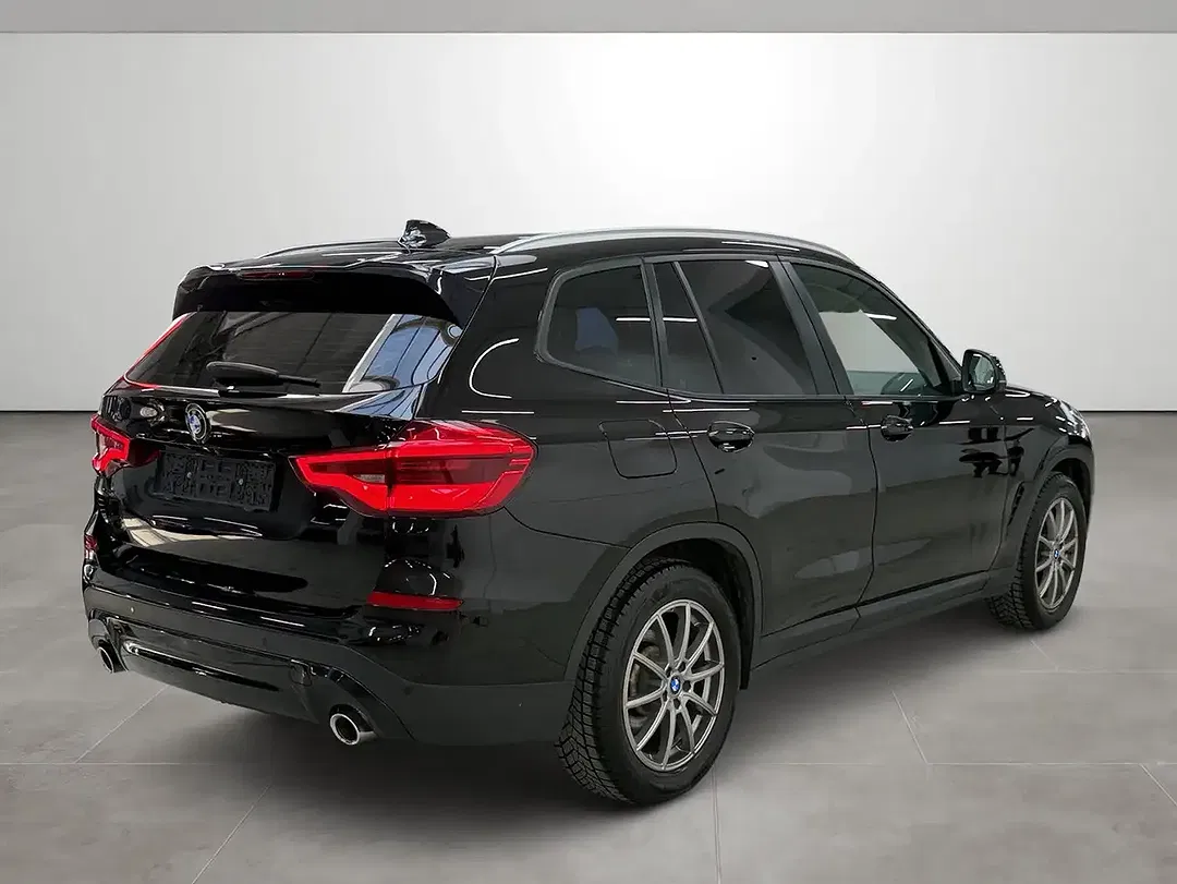 BMW X3 - Thumbnail 5