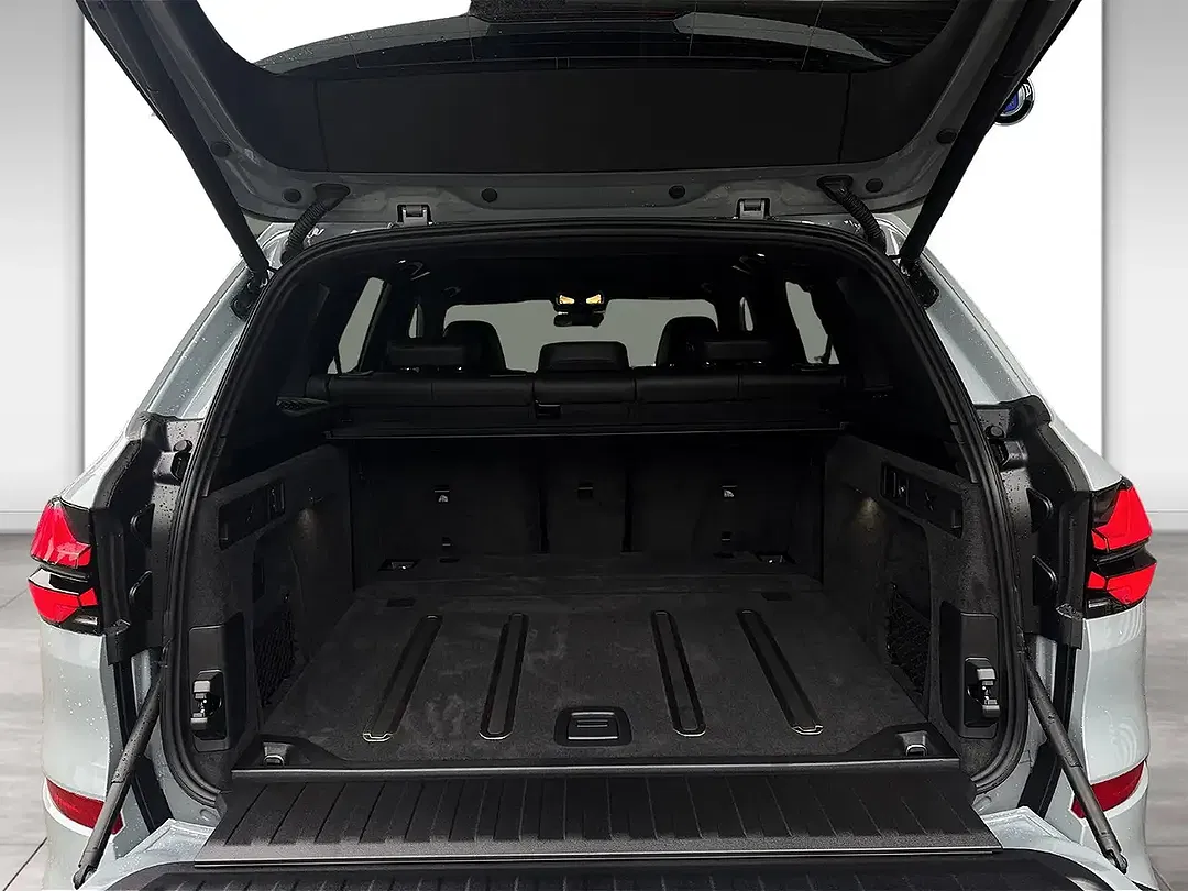 BMW X5 - Thumbnail 12