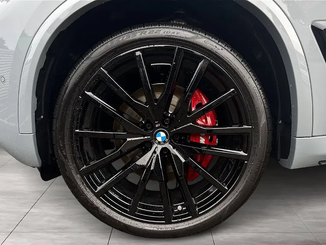 BMW X5 - Thumbnail 6