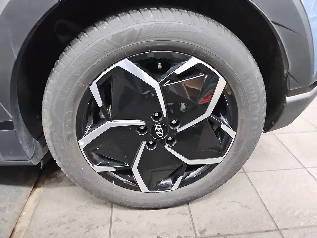 Hyundai IONIQ 5 - Thumbnail 11