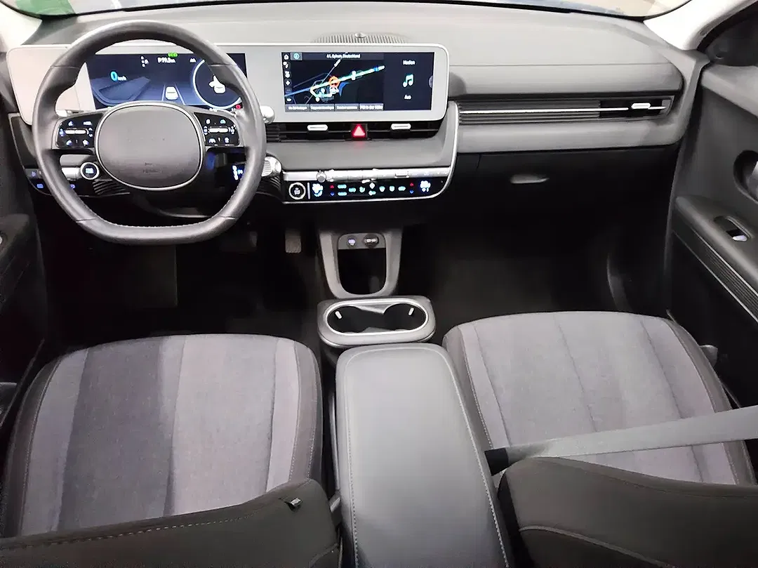 Hyundai IONIQ 5 - Thumbnail 5