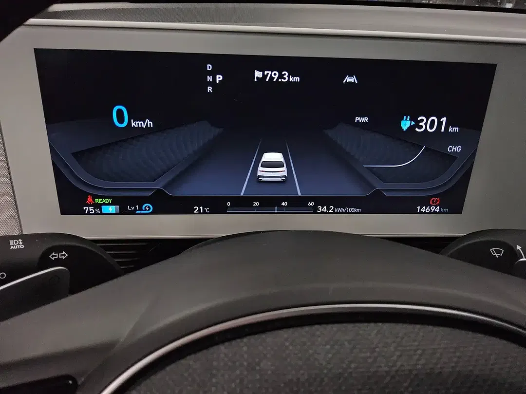Hyundai IONIQ 5 - Thumbnail 8