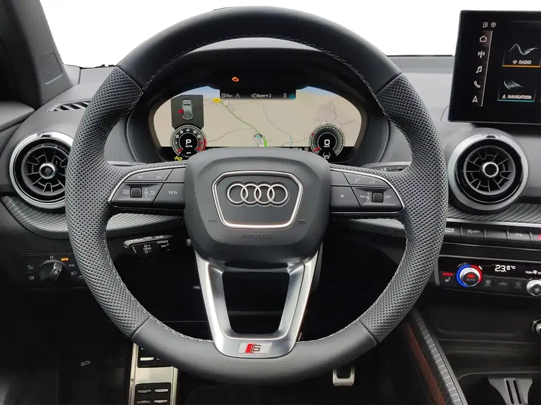 Audi Q2 - Thumbnail 11