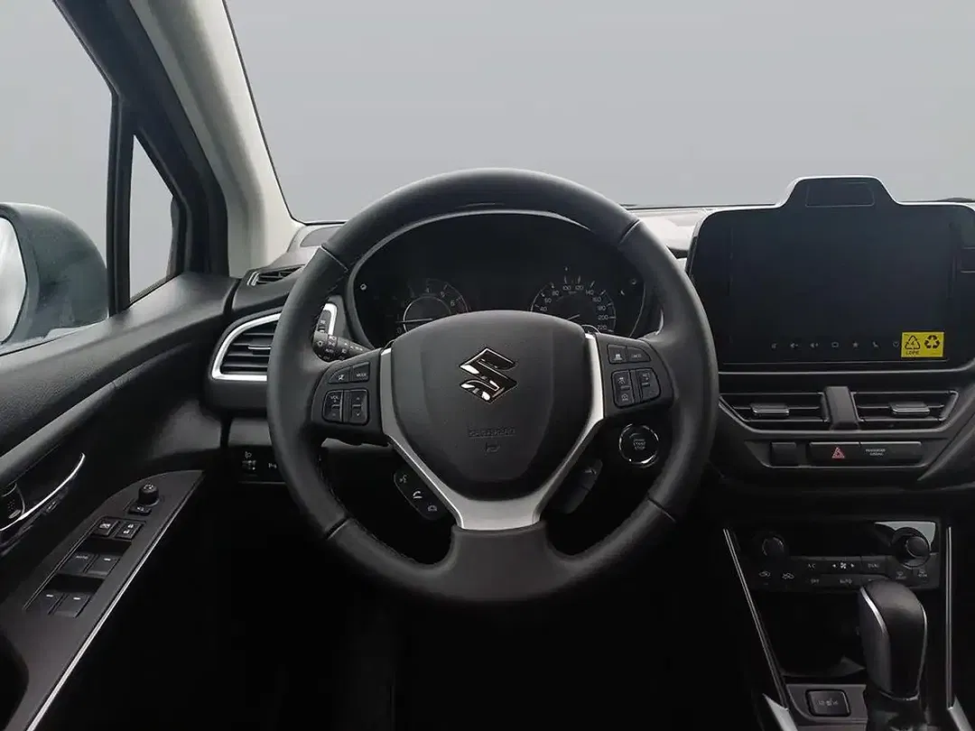 Suzuki SX4 S-Cross - Thumbnail 10