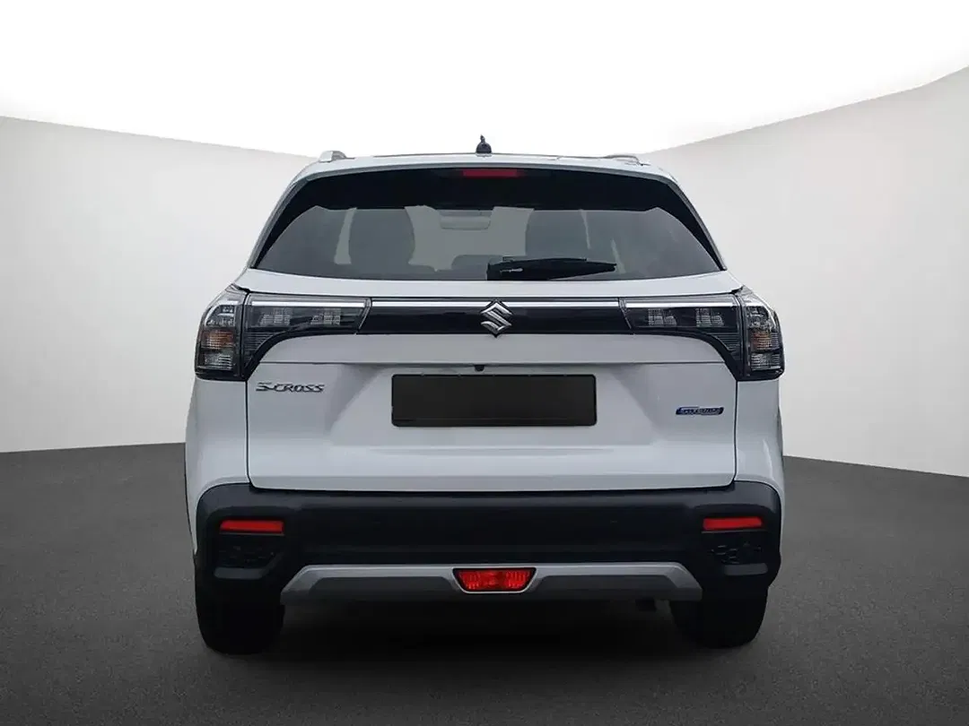 Suzuki SX4 S-Cross - Thumbnail 2