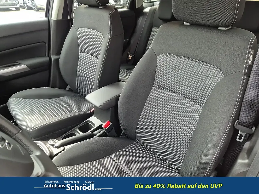 Suzuki Vitara - Thumbnail 13