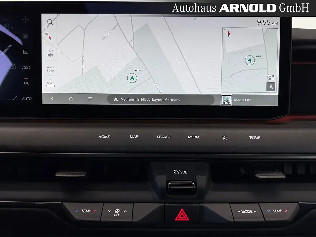 Kia EV9 - Thumbnail 10