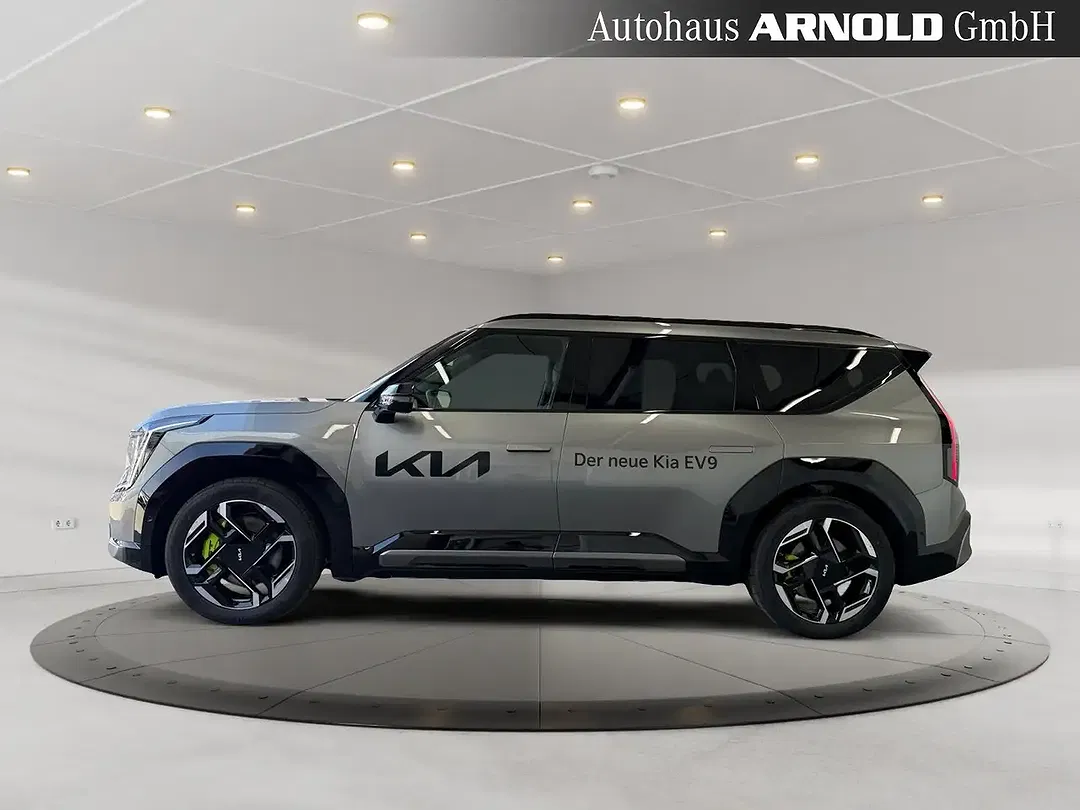 Kia EV9 - Thumbnail 2