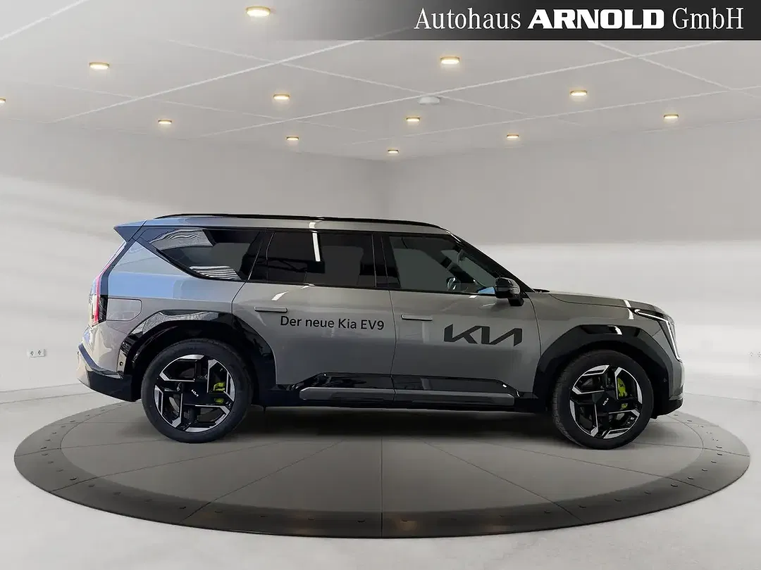 Kia EV9 - Thumbnail 5