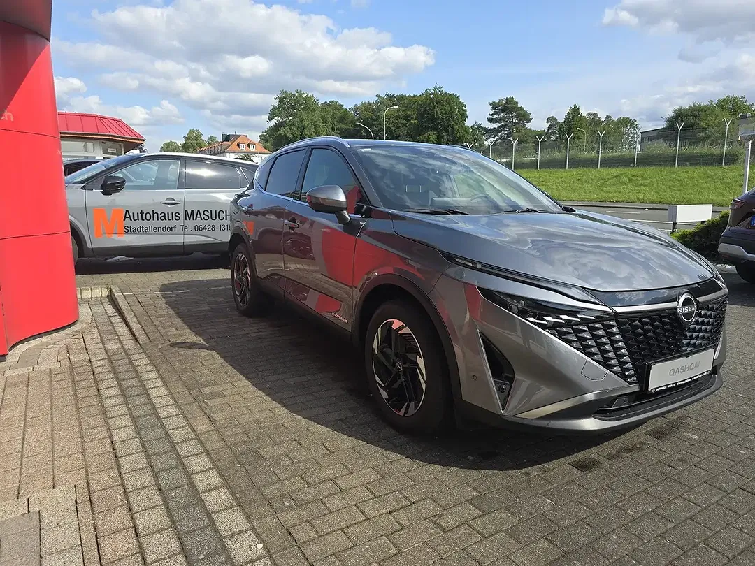 Nissan Qashqai - Thumbnail 4