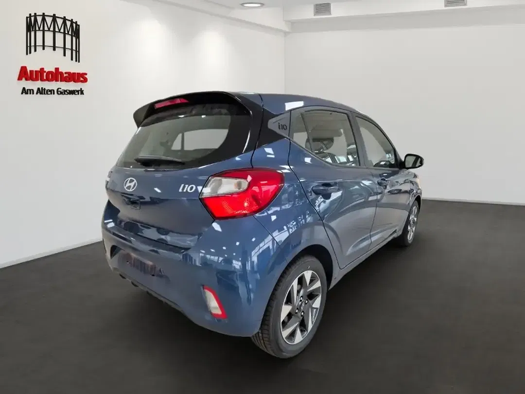 Hyundai i10 - Thumbnail 3