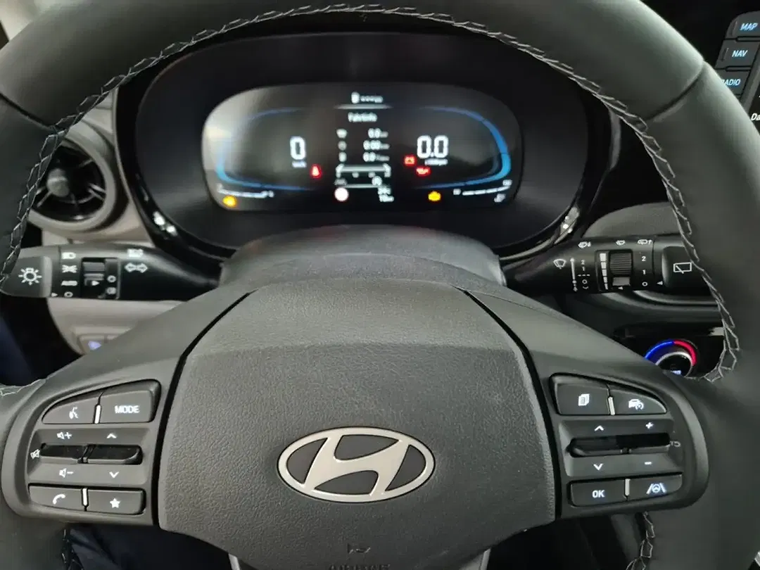 Hyundai i10 - Thumbnail 8