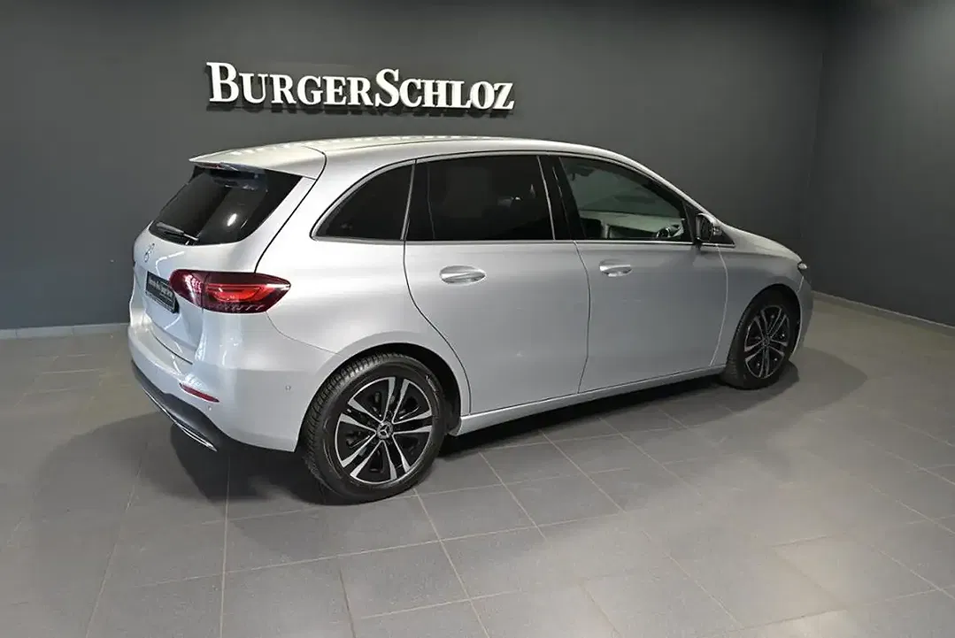 Mercedes-Benz B 200 - Thumbnail 2