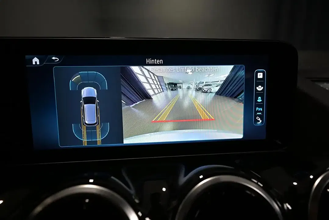 Mercedes-Benz B 200 - Thumbnail 23