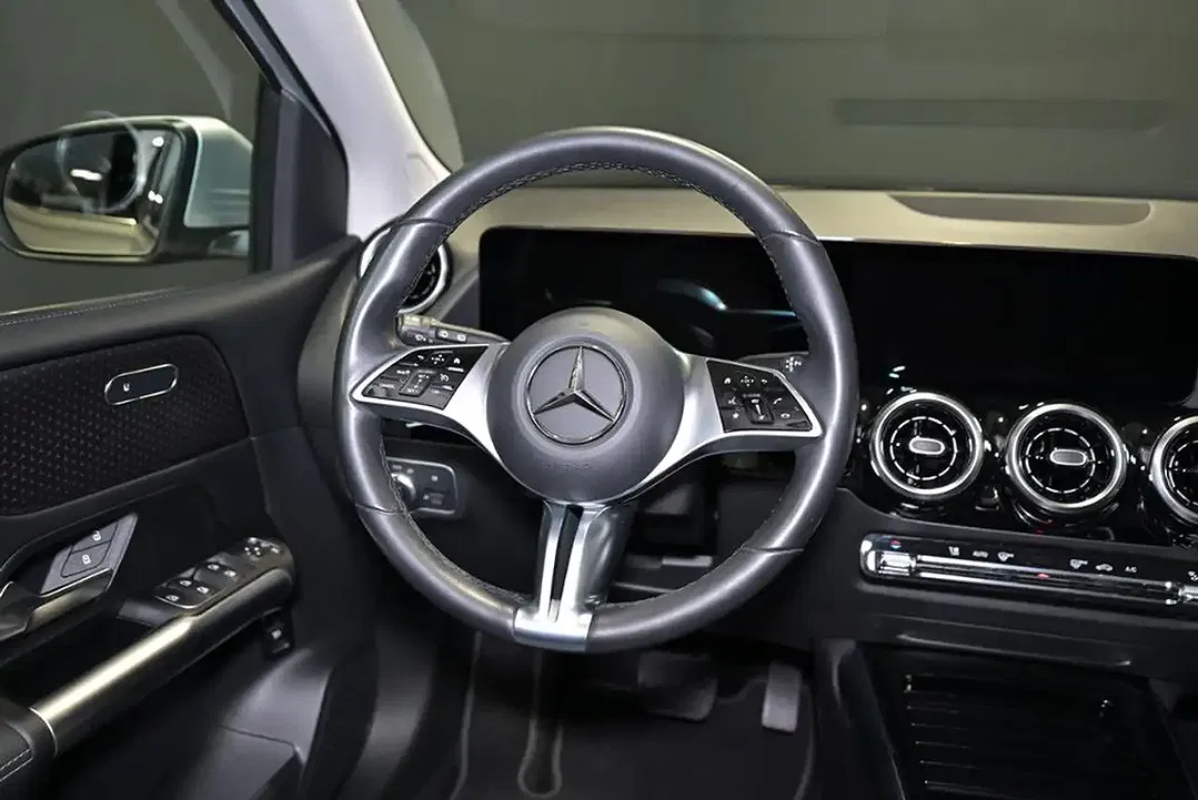 Mercedes-Benz B 200 - Thumbnail 8
