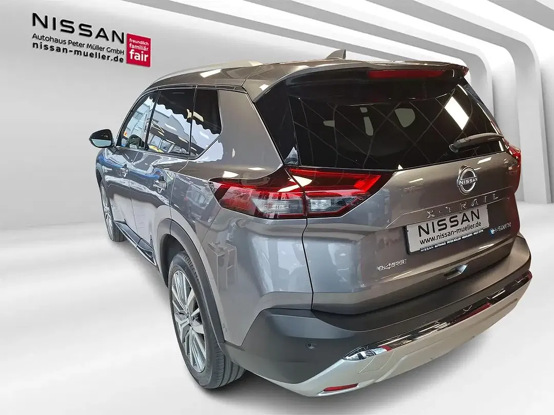 Nissan X-Trail - Thumbnail 3