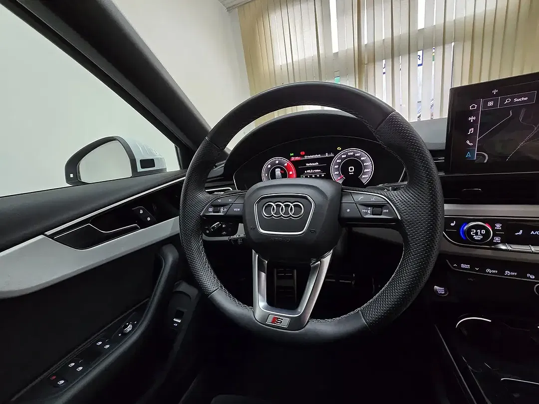 Audi S4 - Thumbnail 10