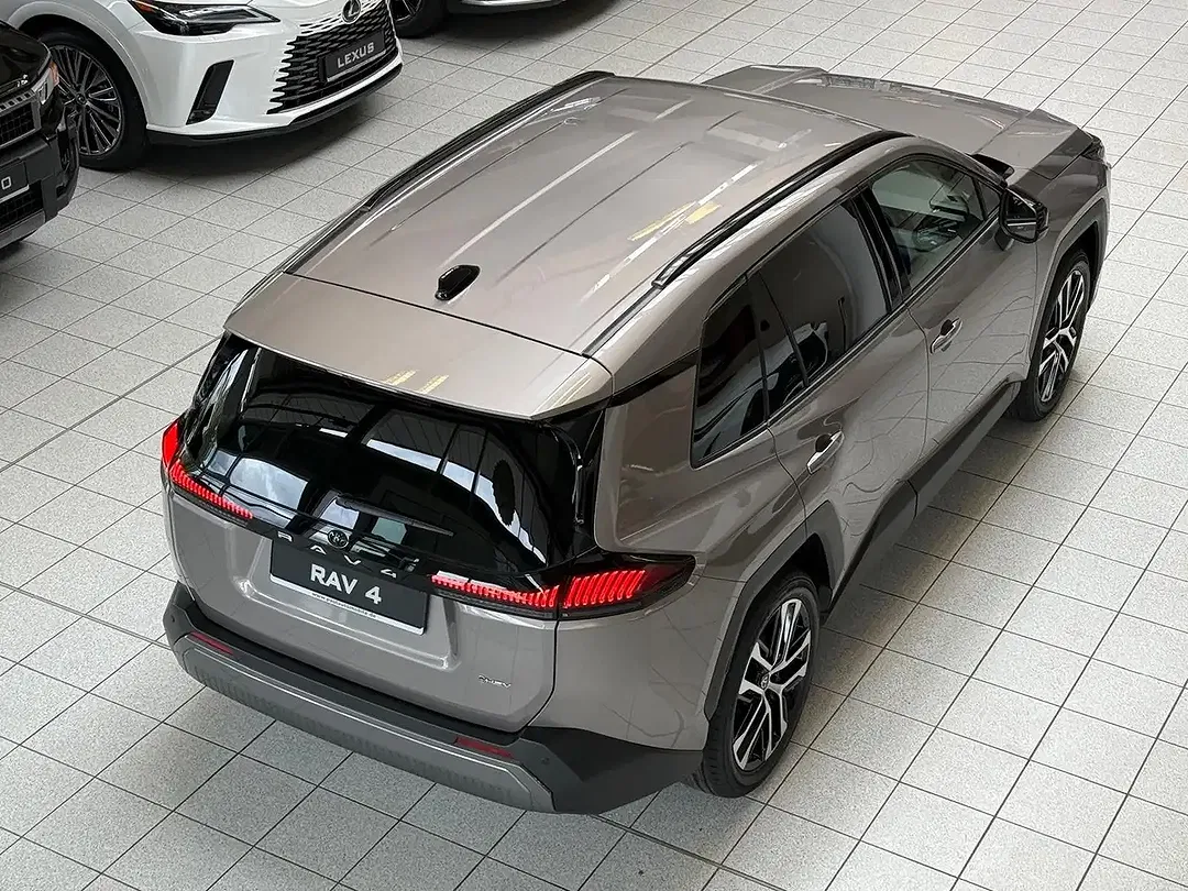 Toyota RAV 4 - Thumbnail 13