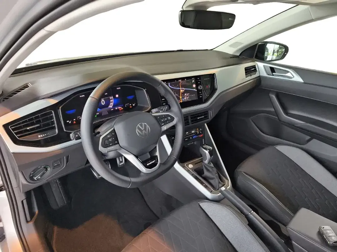 Volkswagen Polo - Thumbnail 11