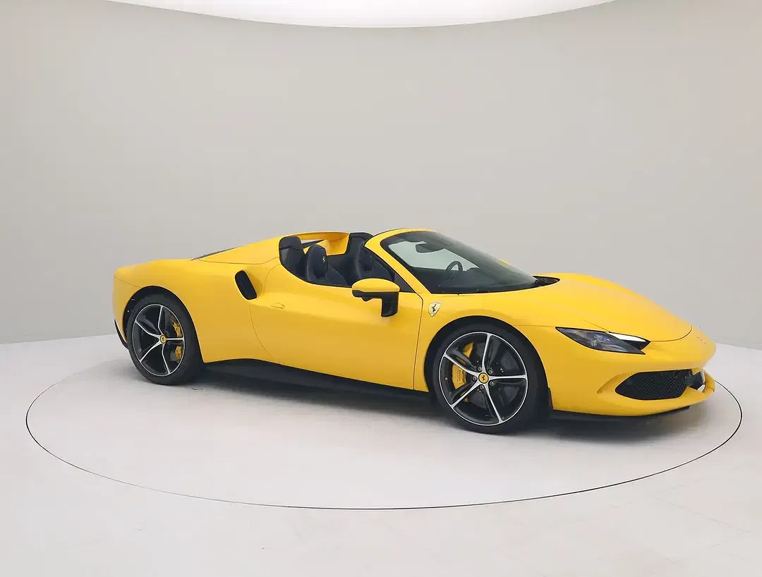 Ferrari 296 GTS - Thumbnail 4
