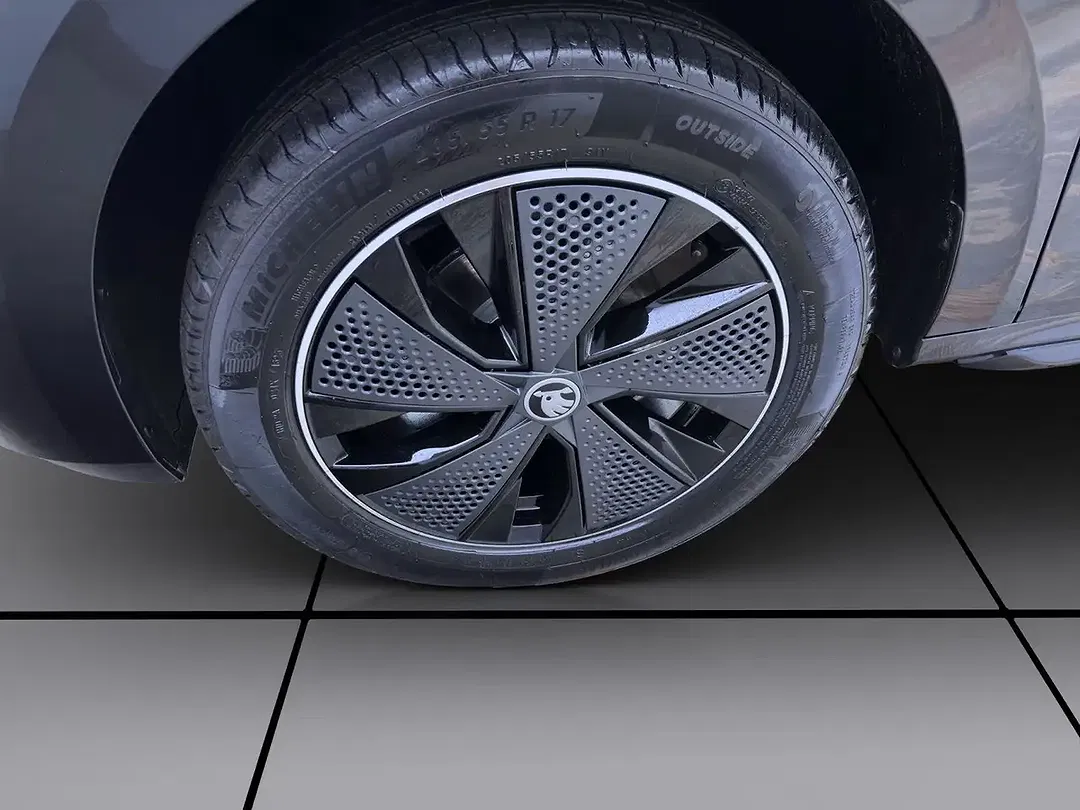 Skoda Kamiq - Thumbnail 9